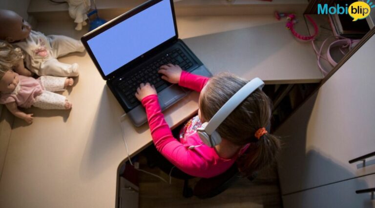 Buying-Kids-Laptops-in-2024